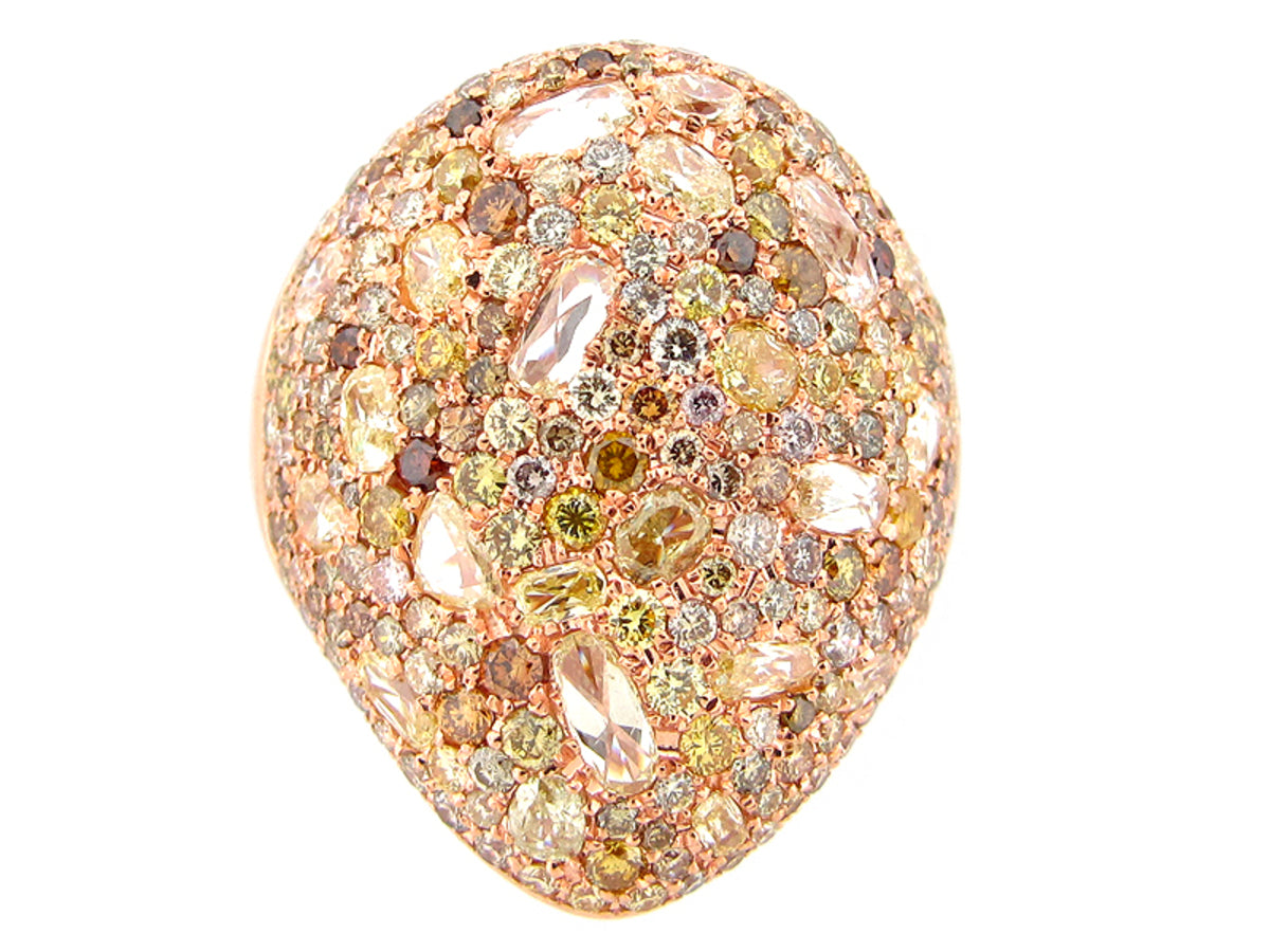 FANCY COLOR DIAMOND RING