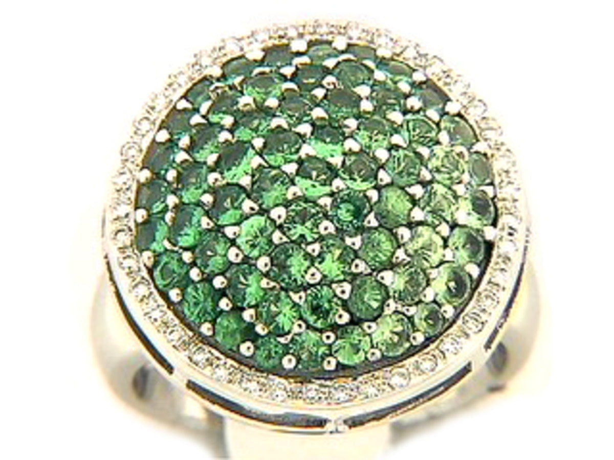 TSAVORITE & DIAMOND RING,18KW (N), C=2.45