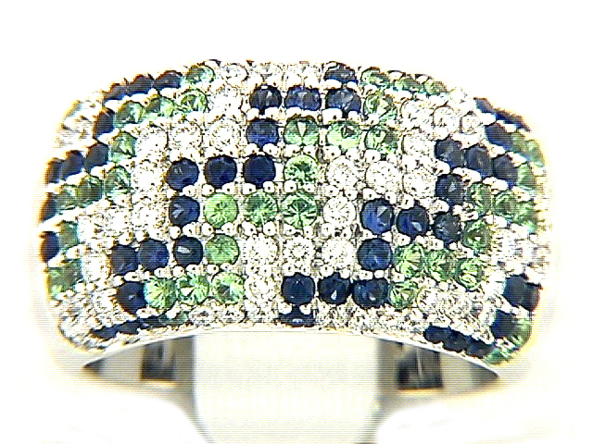 SAPPHIRE, TSAVORITE & DIAMOND RING, 18KW (H), C=1.96