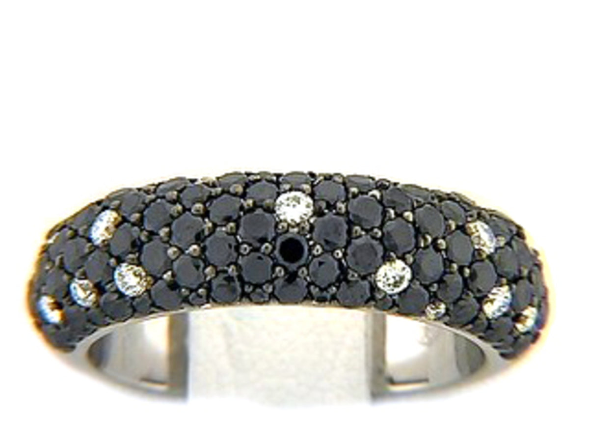 BLACK & WHITE DIAMOND RING