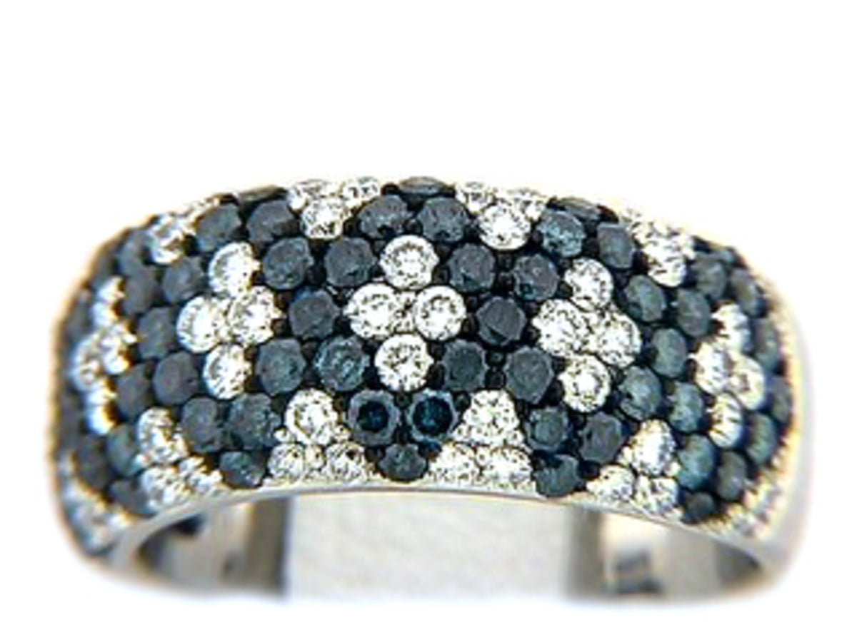 IRR BLUE DIAMOND & DIAMOND RING