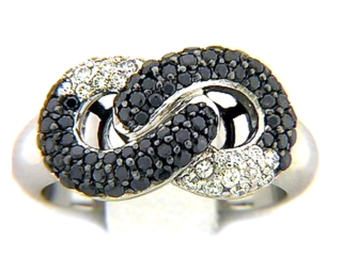 BLACK & WHITE DIAMOND RING