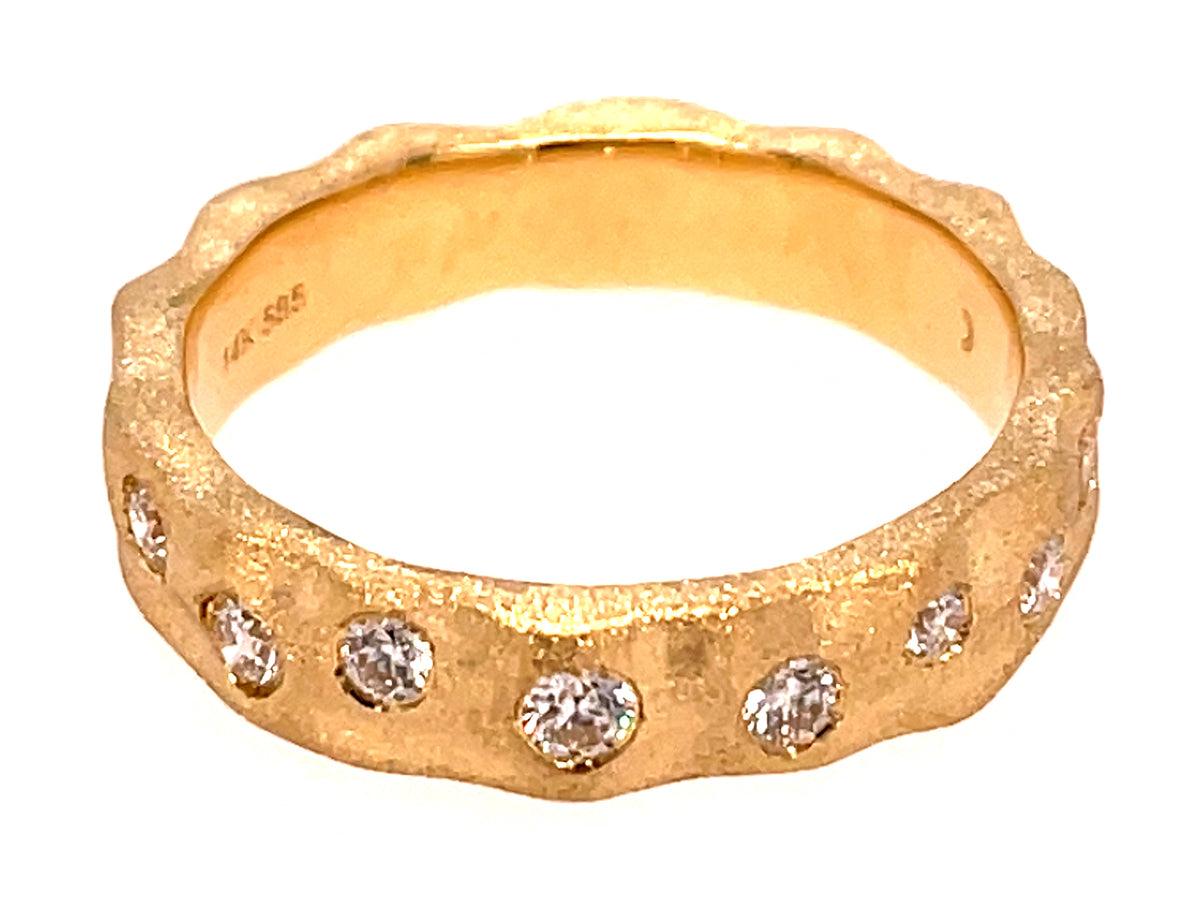 DIAMOND FLUSH SET WAVY RING, 4.5MM, SATIN FINISH