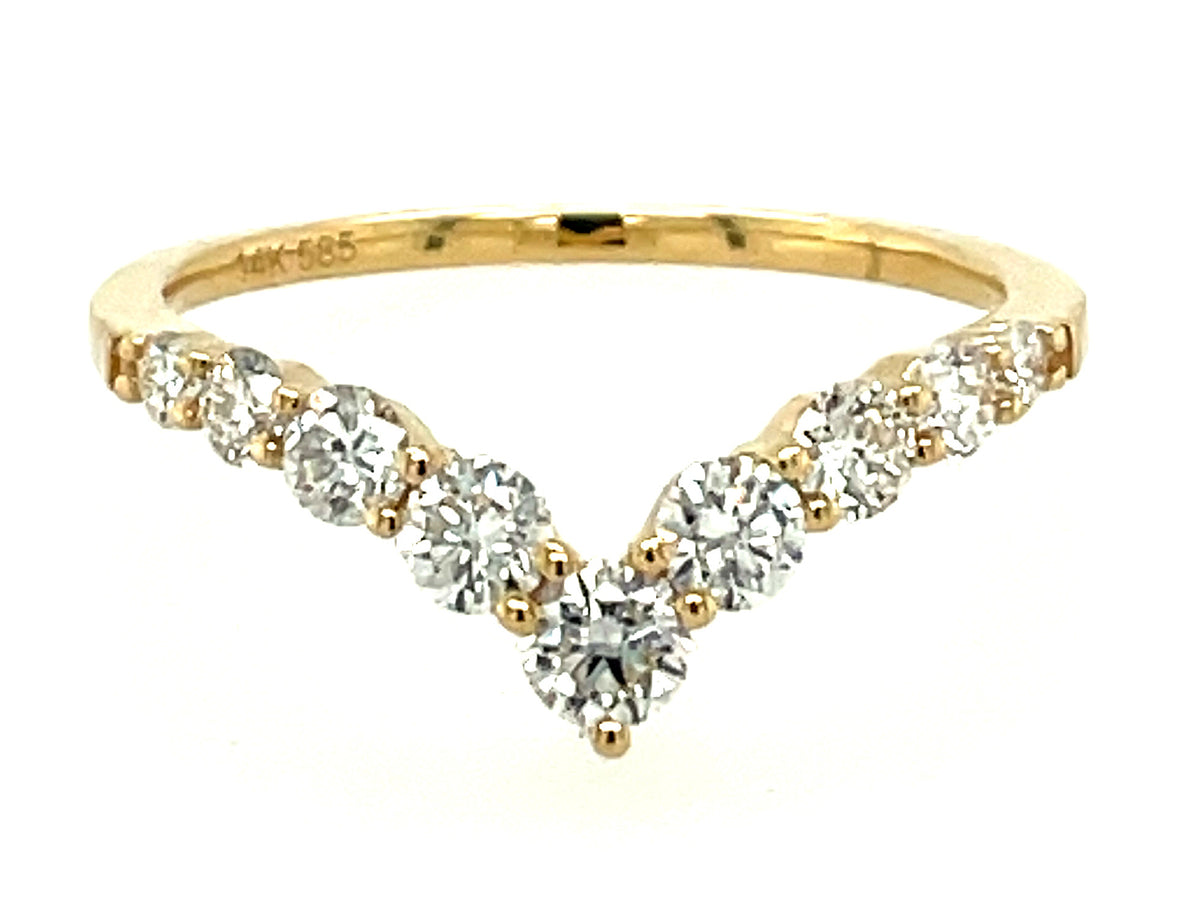 DIAMOND V 9 STONES RING