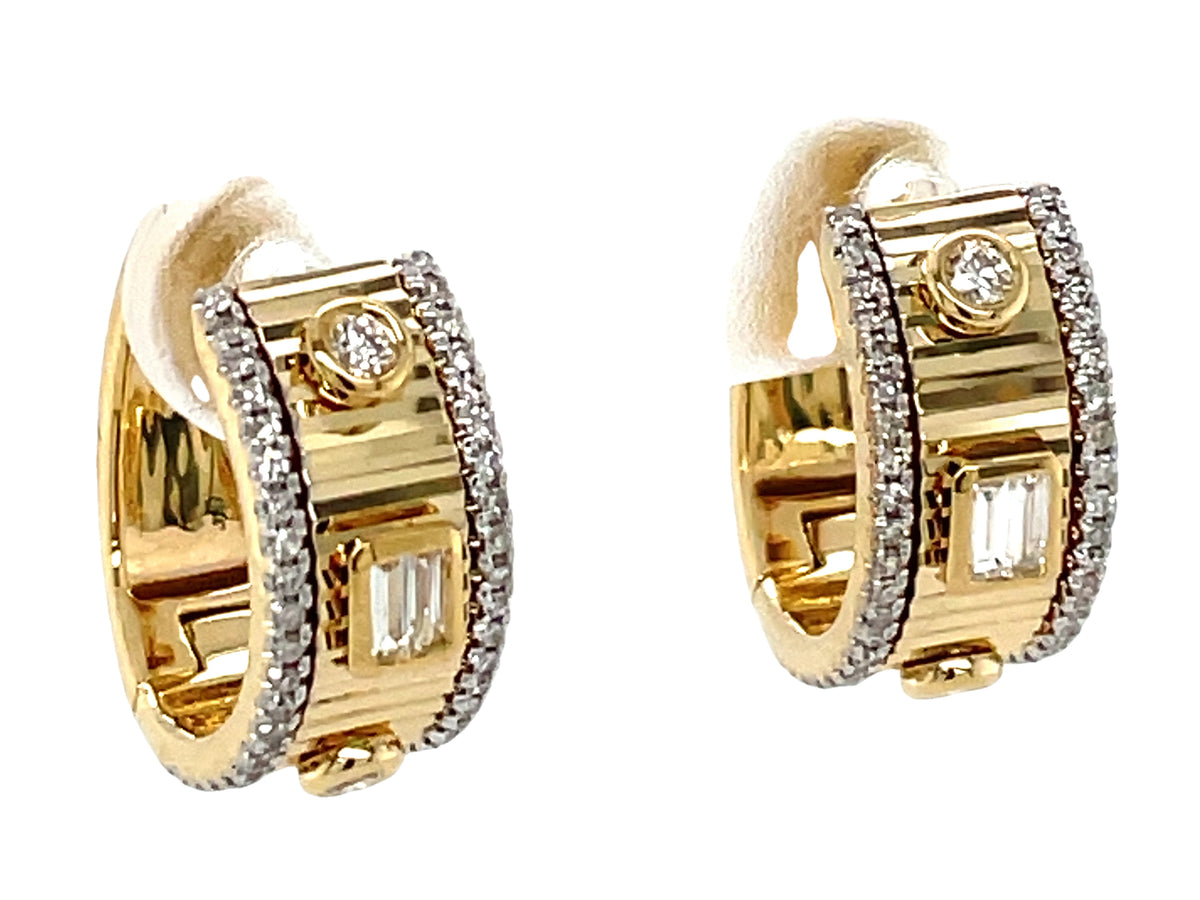 DIAMOND PLEATED HUGGY EARRING, 15MM