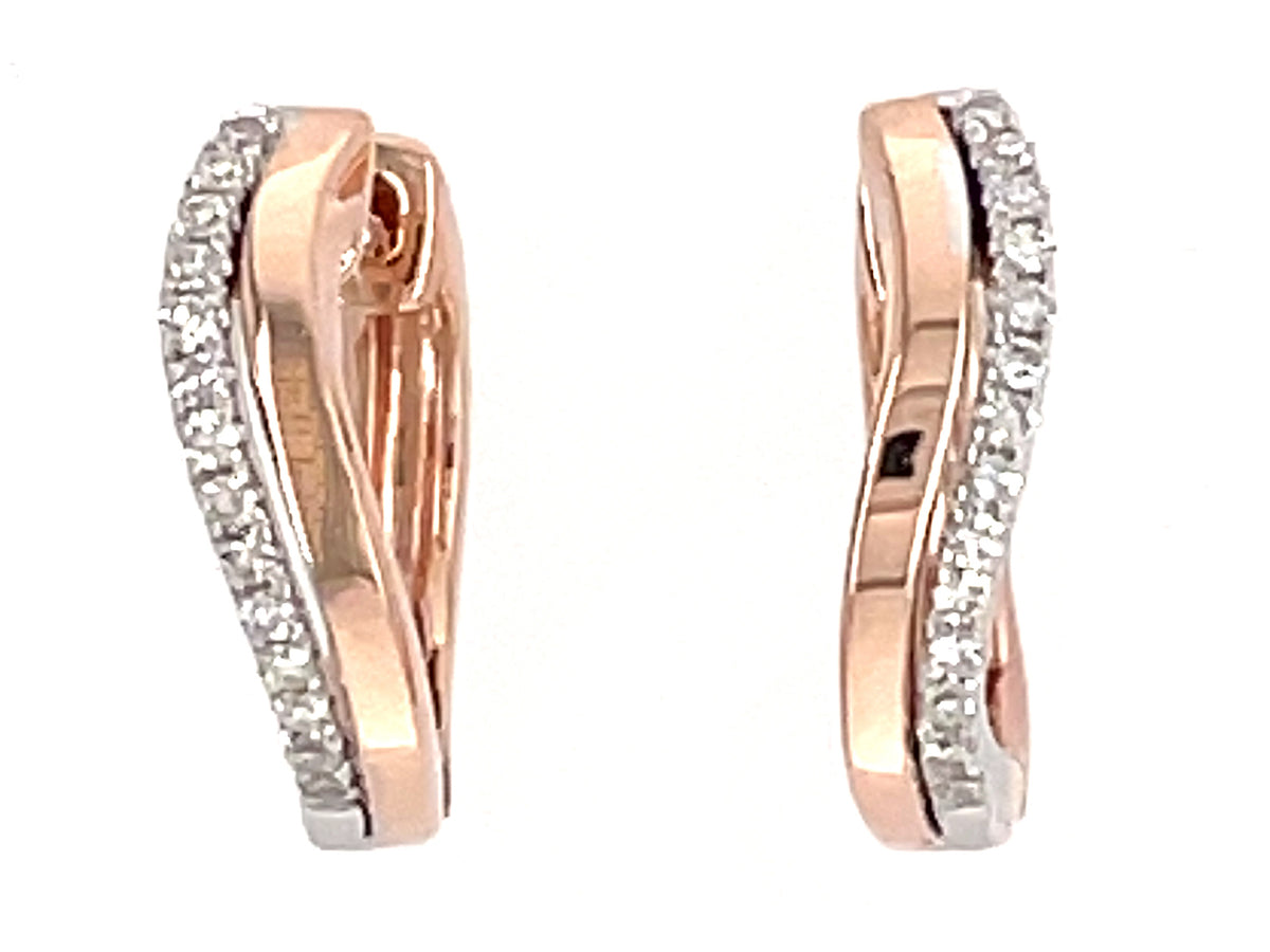DIAMOND WAVY EDGE EARRRING
