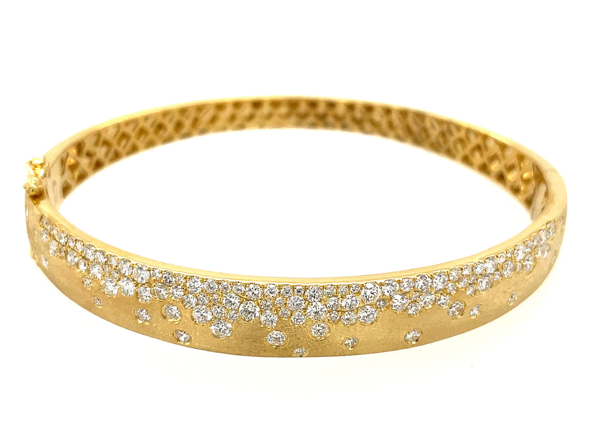 DIAMOND FLUSH SET BANGLE, SATIN FINISH, 14KG (N)