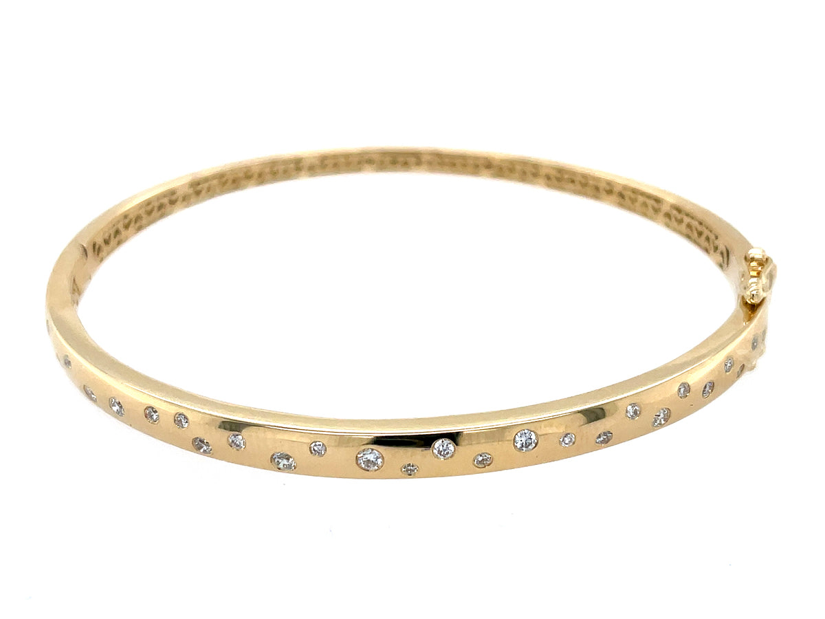 DIAMOND SCATTERED NARROW BANGLE, 4MM, 14KY (N)