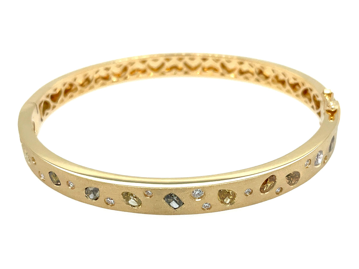 NATURAL FANCY COLOR DIAMOND FLUSH SET BANGLE, SATIN FINISH, 18KY (N)