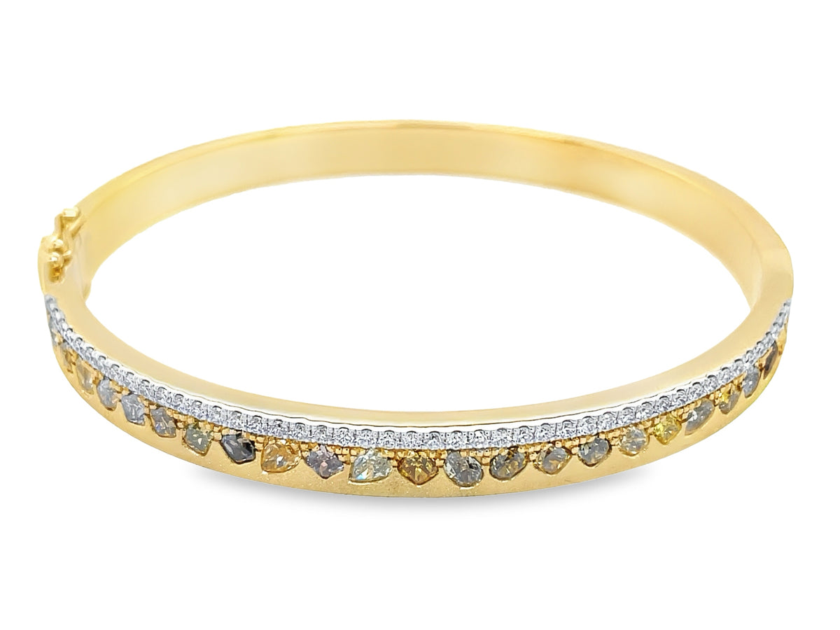 NATURAL FANCY COLOR & WHITE DIAMOND BANGLE, 6MM, SATIN FINISH, 18KY (N)
