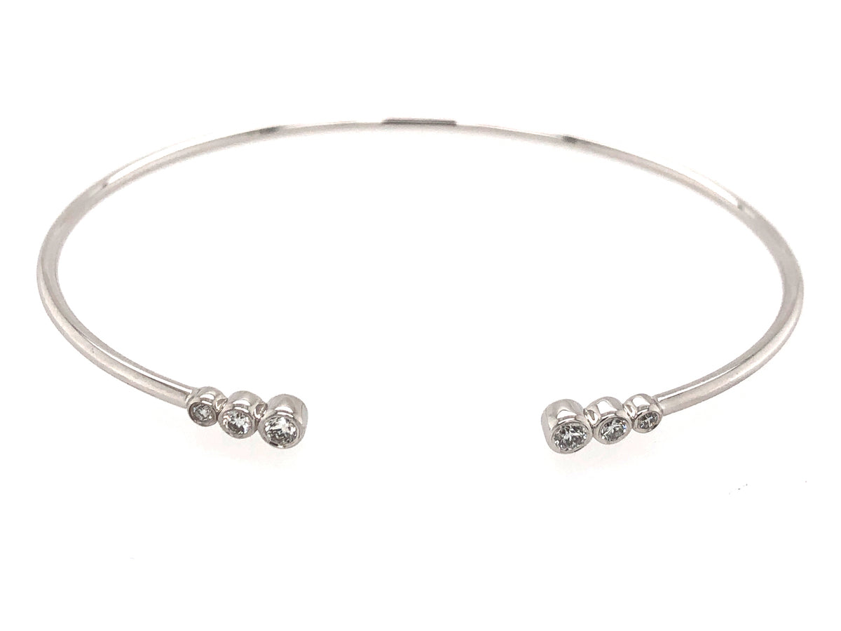 DIAMOND 3 BEZEL BANGLE, 14KW (N)