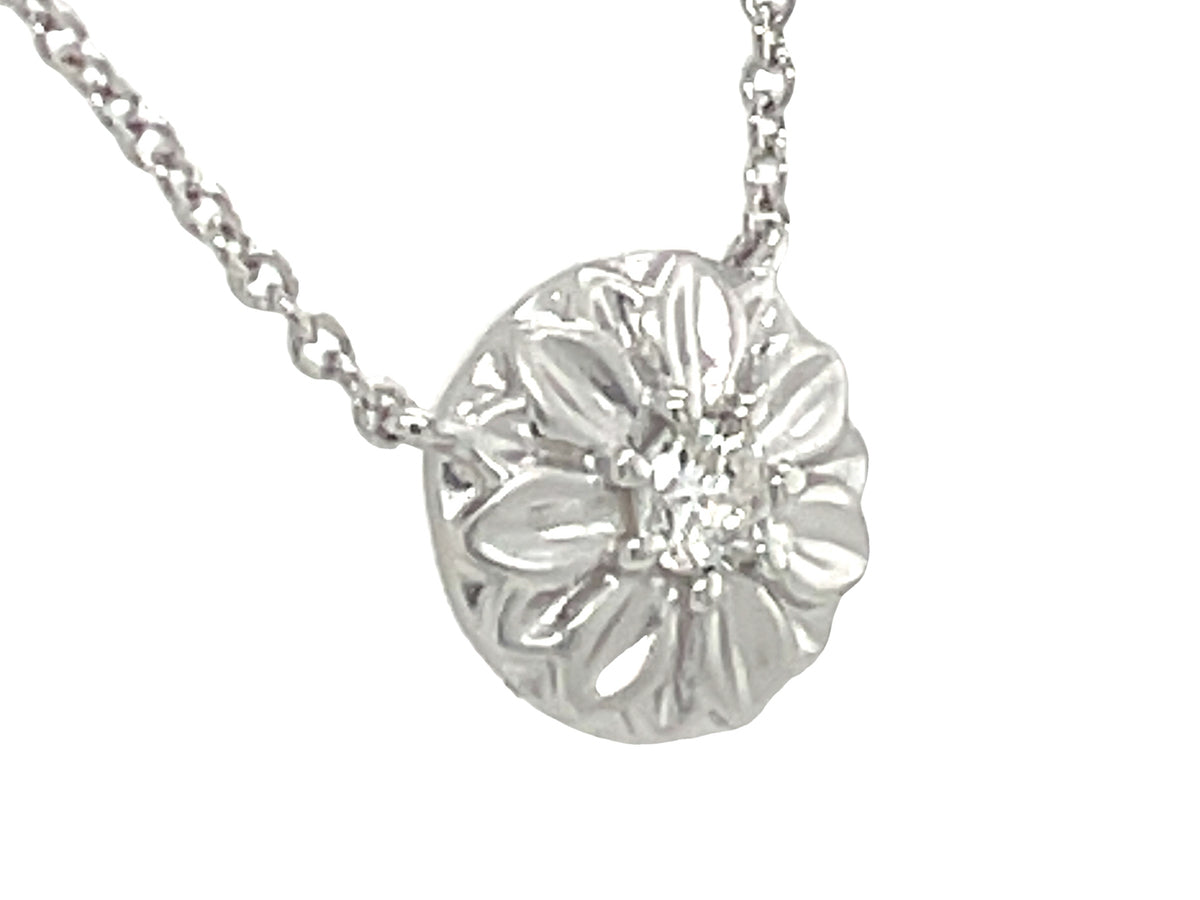 DIAMOND FLOWER PENDANT NECKLACE