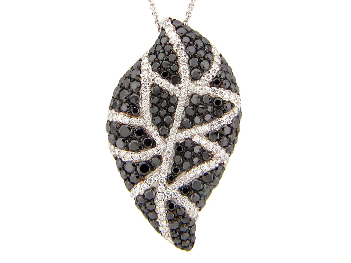 BLACK & WHITE DIAMOND PENDANT, 18KW (R)