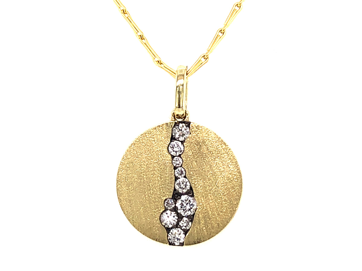 DIAMOND GROOVED FLUSH SET DISC PENDANT, 18" PIN CHAIN, SATIN FINISH, 14K GREEN GOLD (N)