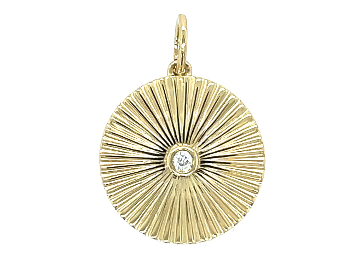 DIAMOND PLEATED DISC PENDANT, 15.3MM