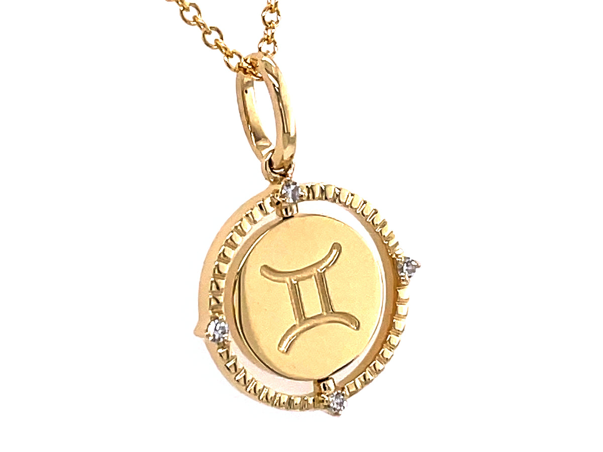 Diamond Gemini Flip Disc Pendant, 13.5mm, 18" Chain