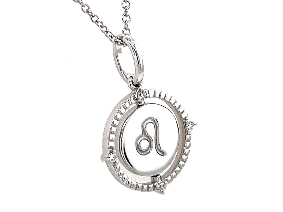 DIAMOND LEO FLIP DISC PENDANT