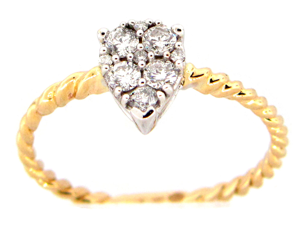 DIAMOND RING