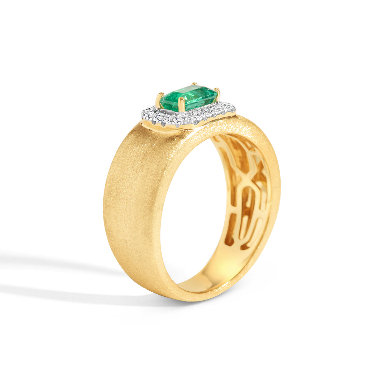Emerald & Diamond East-West Cigar Band