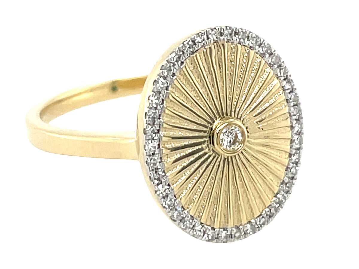 DIAMOND PLEATED OVAL DISC RING, 15X12MM