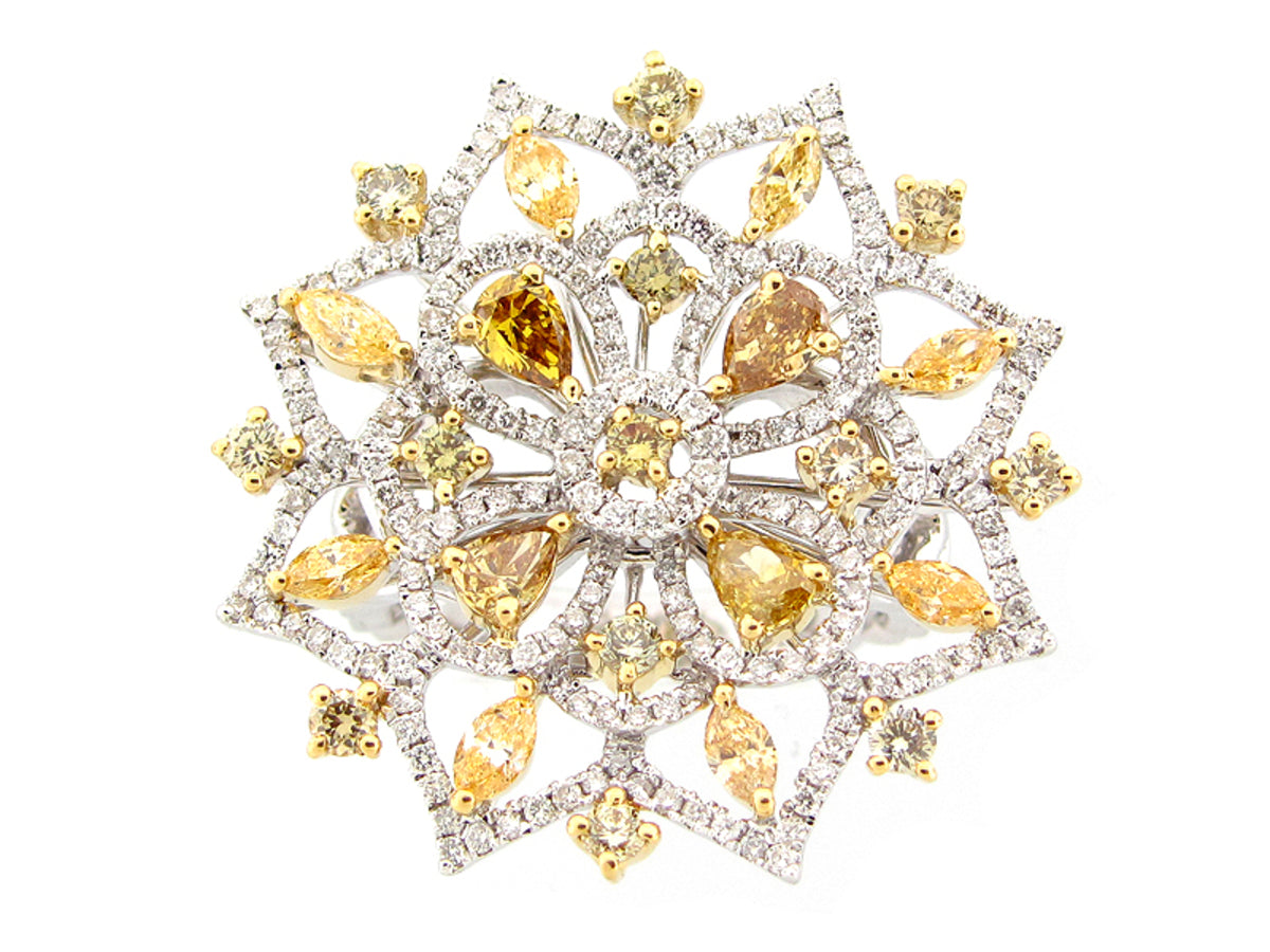 YELLOW AND WHITE DIAMOND RING, 18KT (N)