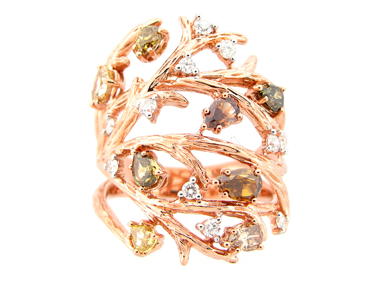 FANCY COLOR DIAMOND RING, 18KR (N)