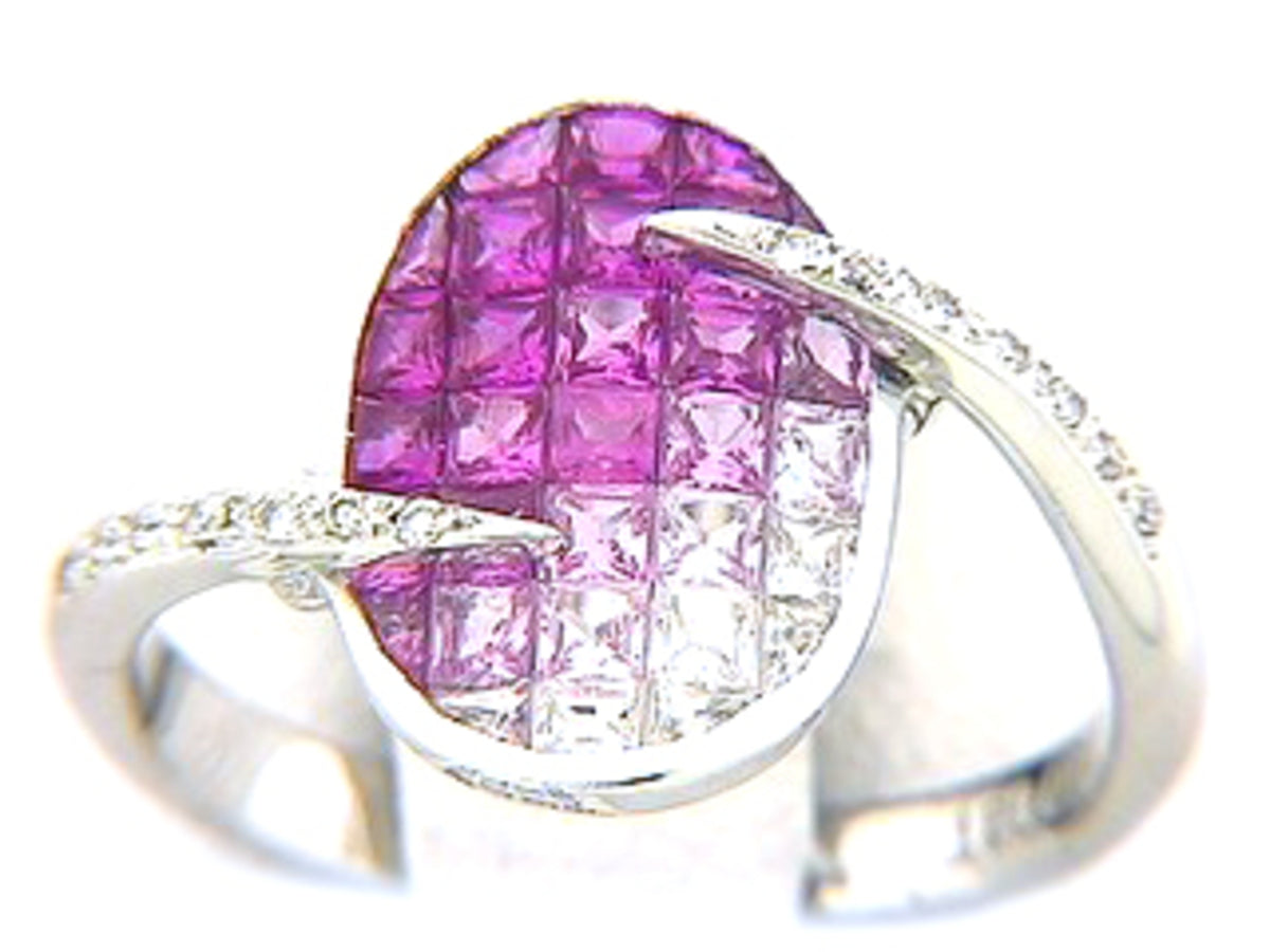 PINK SAPPHIRE & DIAMOND RING, 18KW (H), C=3.01