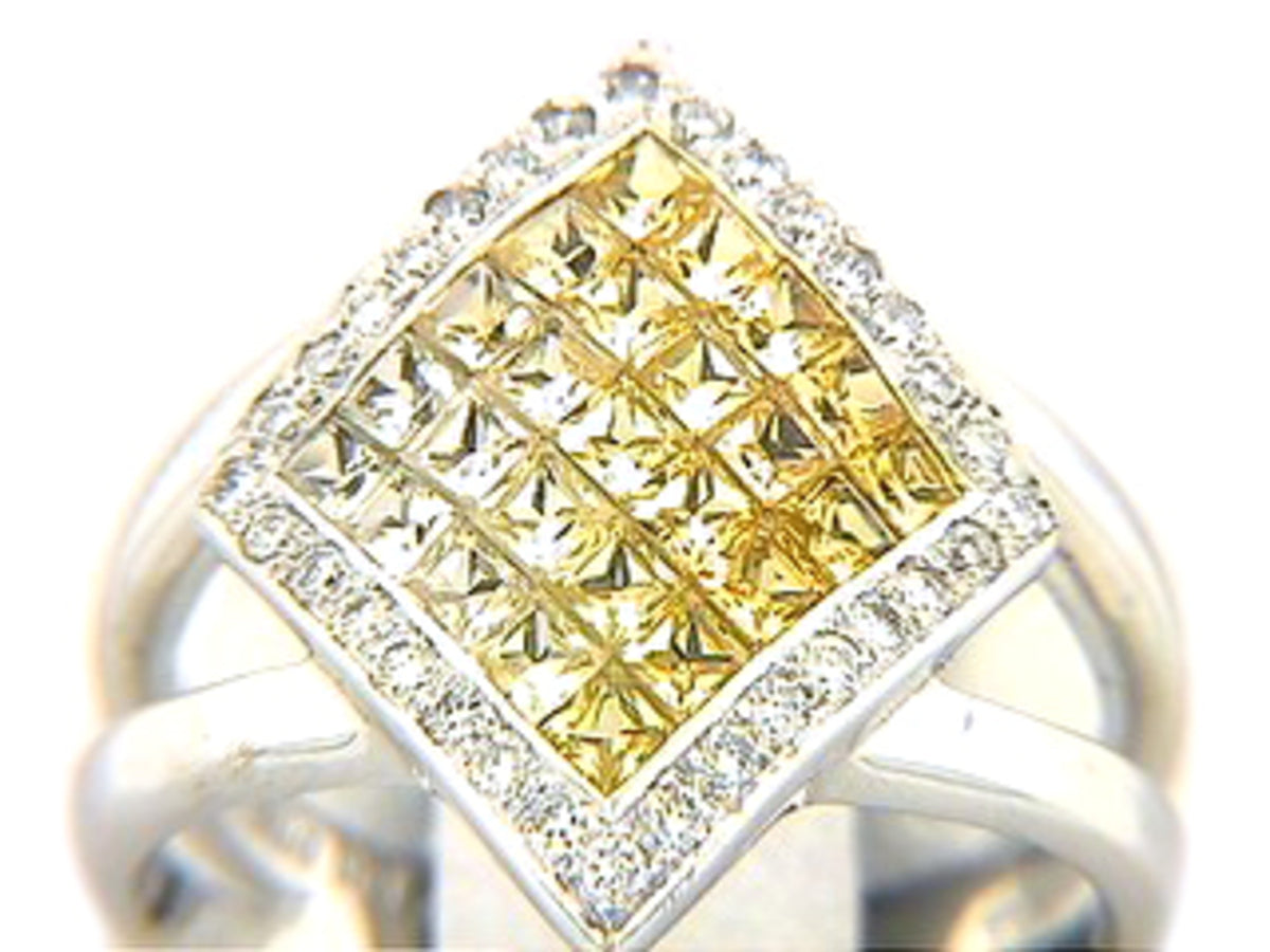 YELLOW SAPPHIRE & DIAMOND RING