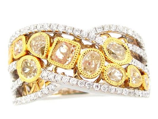 YELLOW & WHITE DIAMOND RING, 18KT (N)