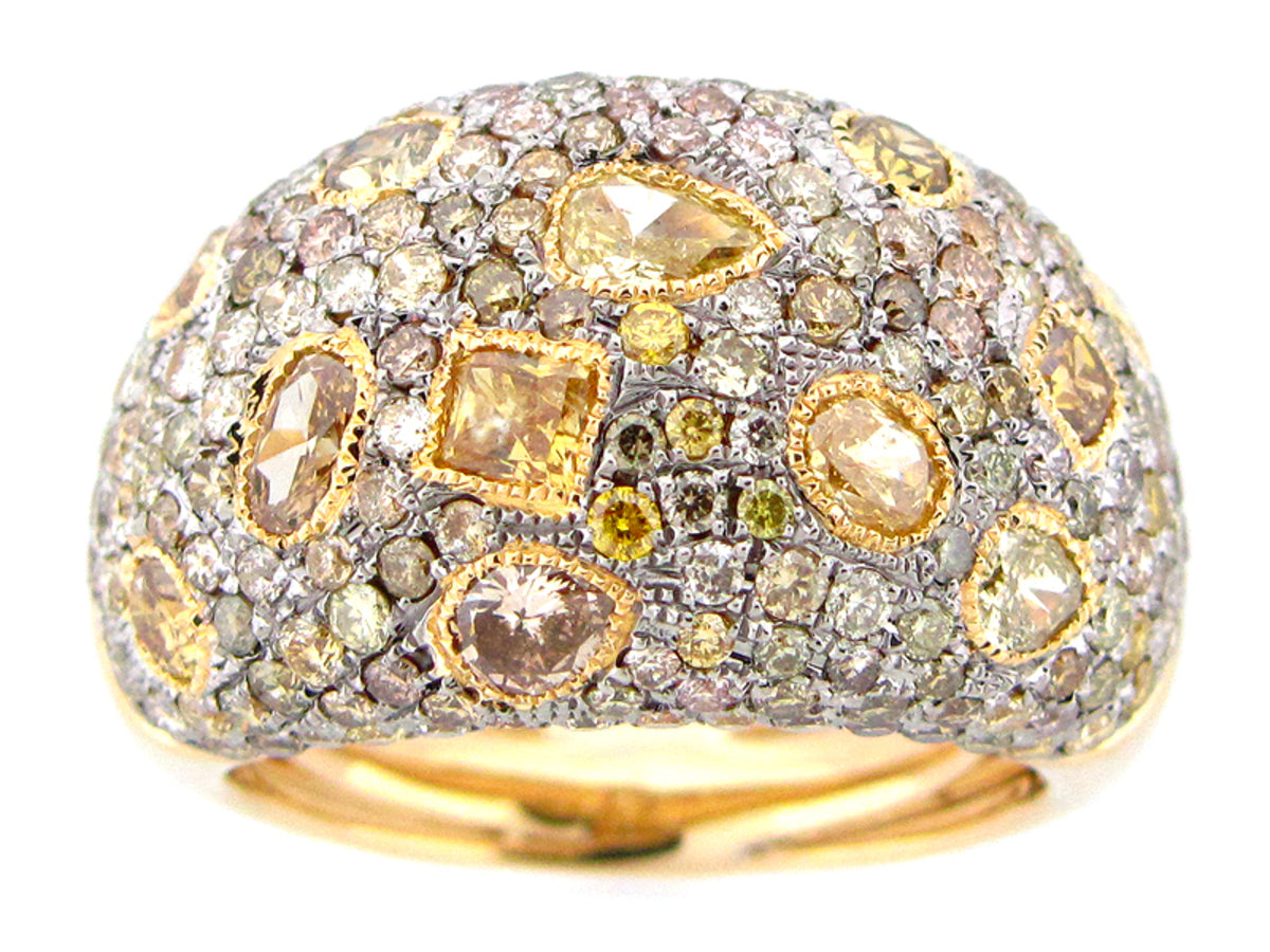 FANCY COLOR DIAMOND RING 18KY (N)