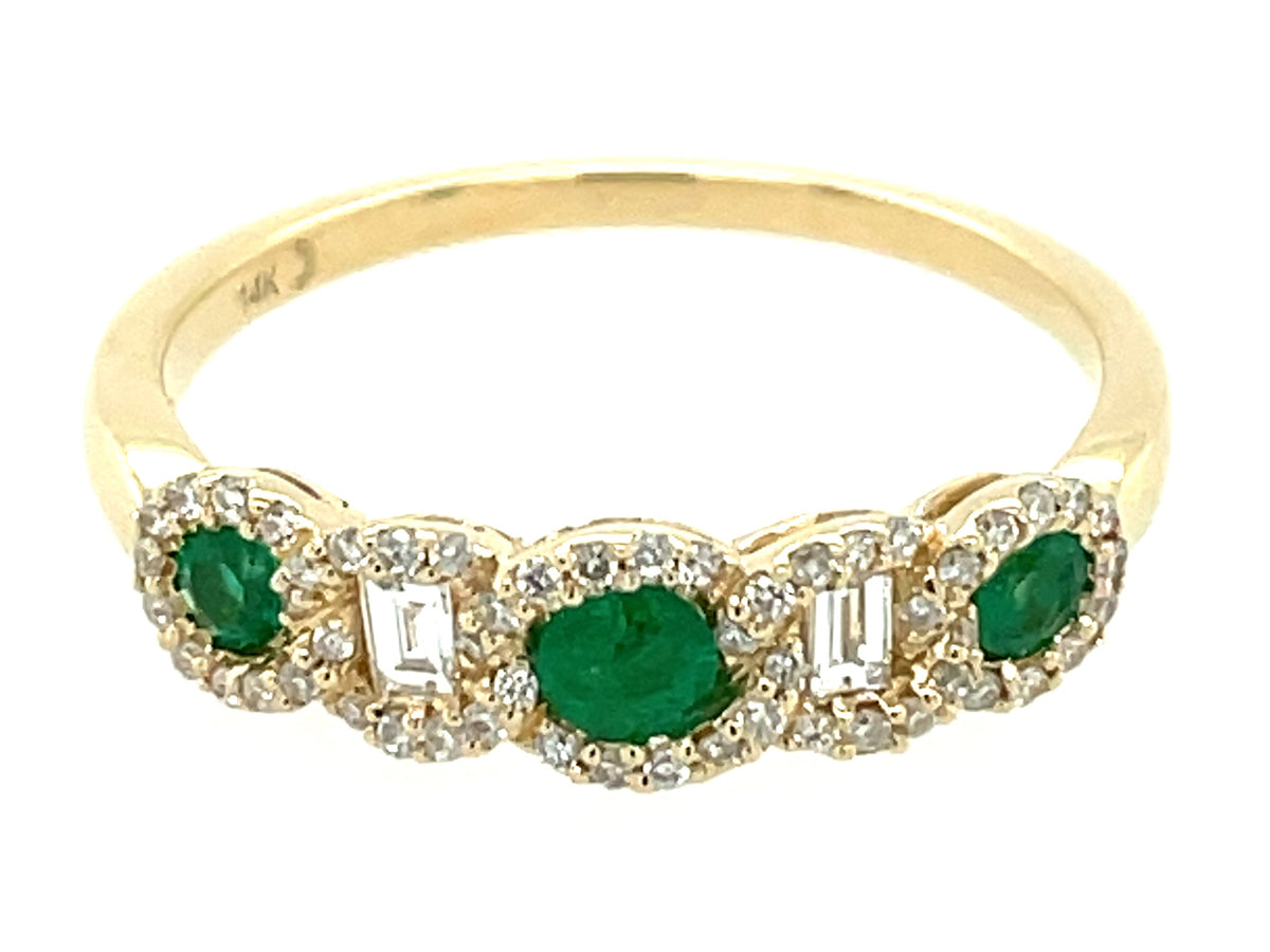 EMERALD ROUND & DIAMOND BAGUETTE ALTERNATING RING