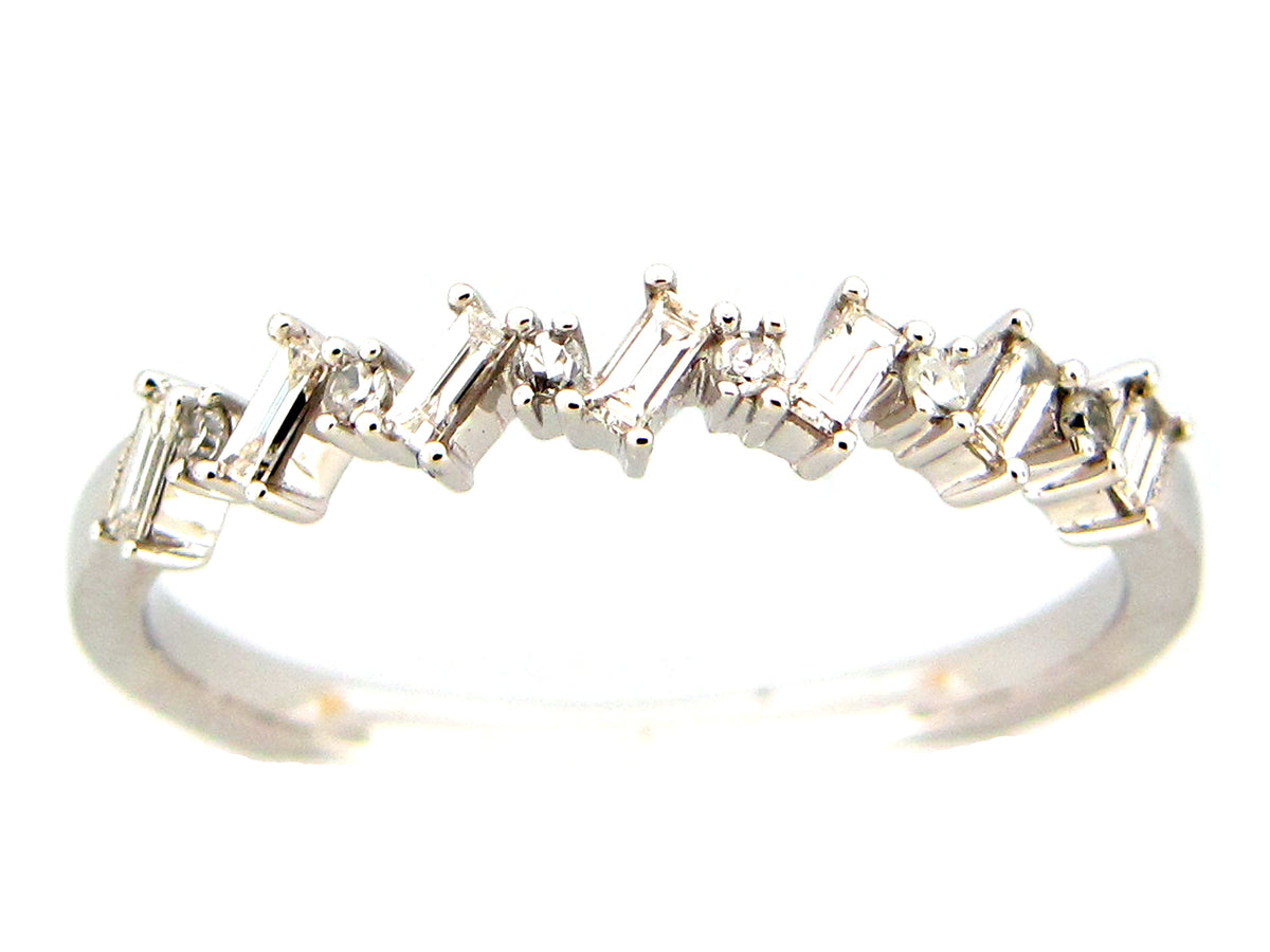 DIAMOND BAGUETTE RING, 14KW (N)