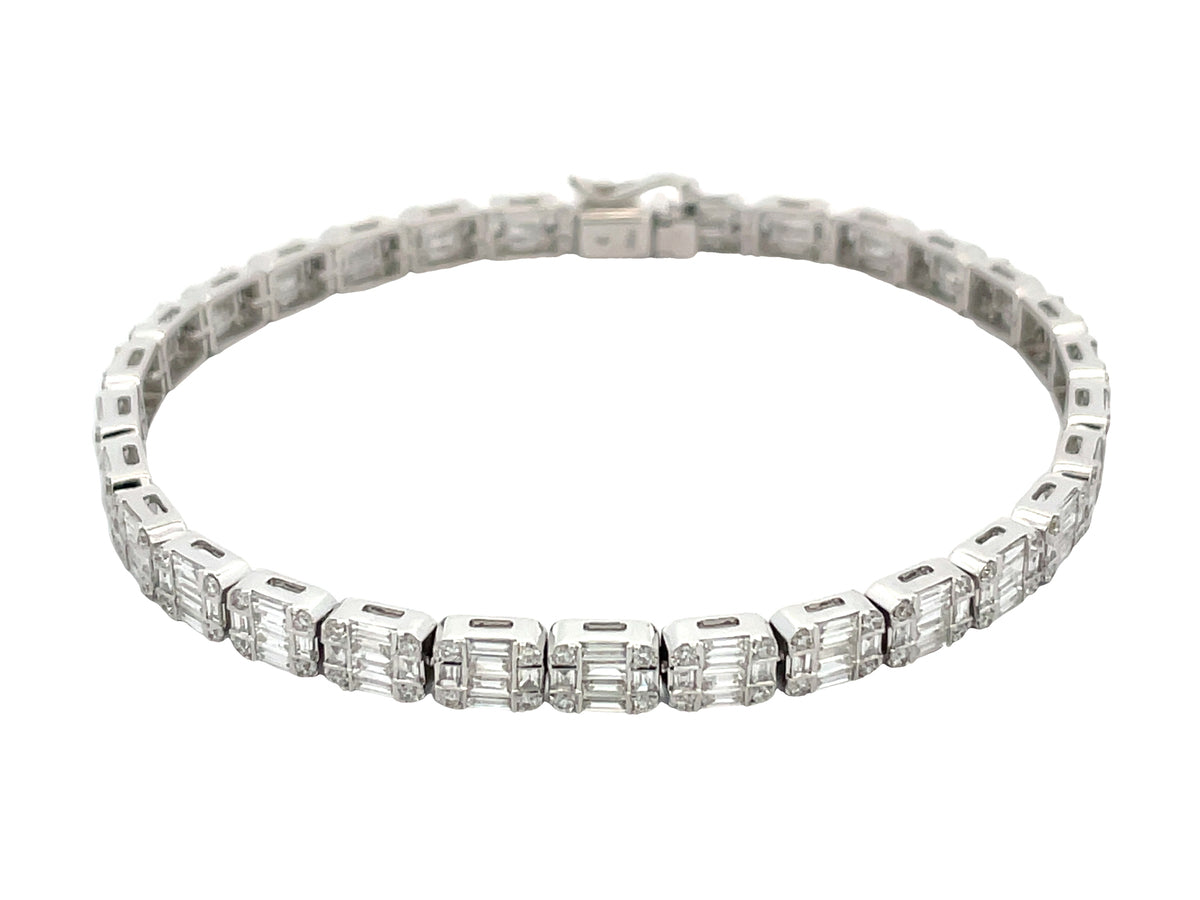 DIAMOND BAGUETTE CLUSTER BRACELET