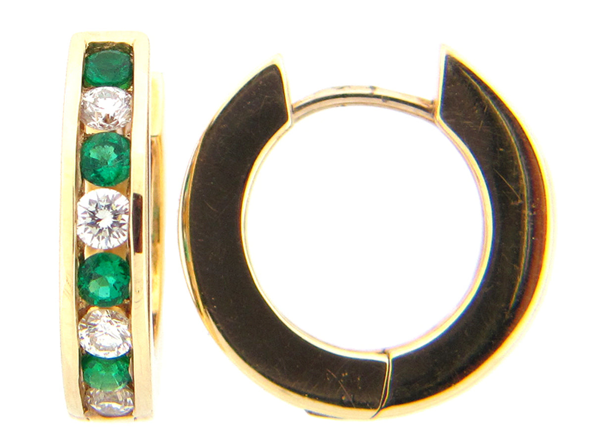 EMERALD & DIAMOND EARRING