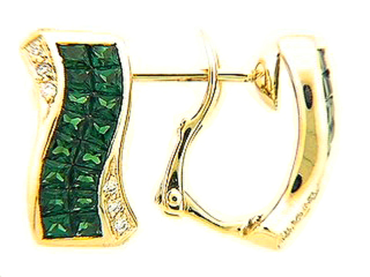 TSAVORITE & DIAMOND EARRING