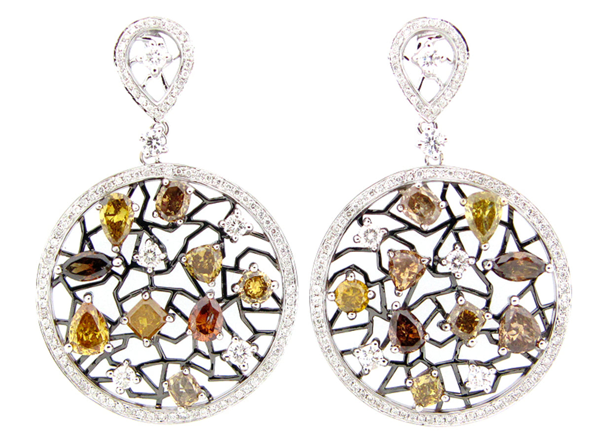 FANCY COLOR DIAMOND EARRING, 18KW (N)