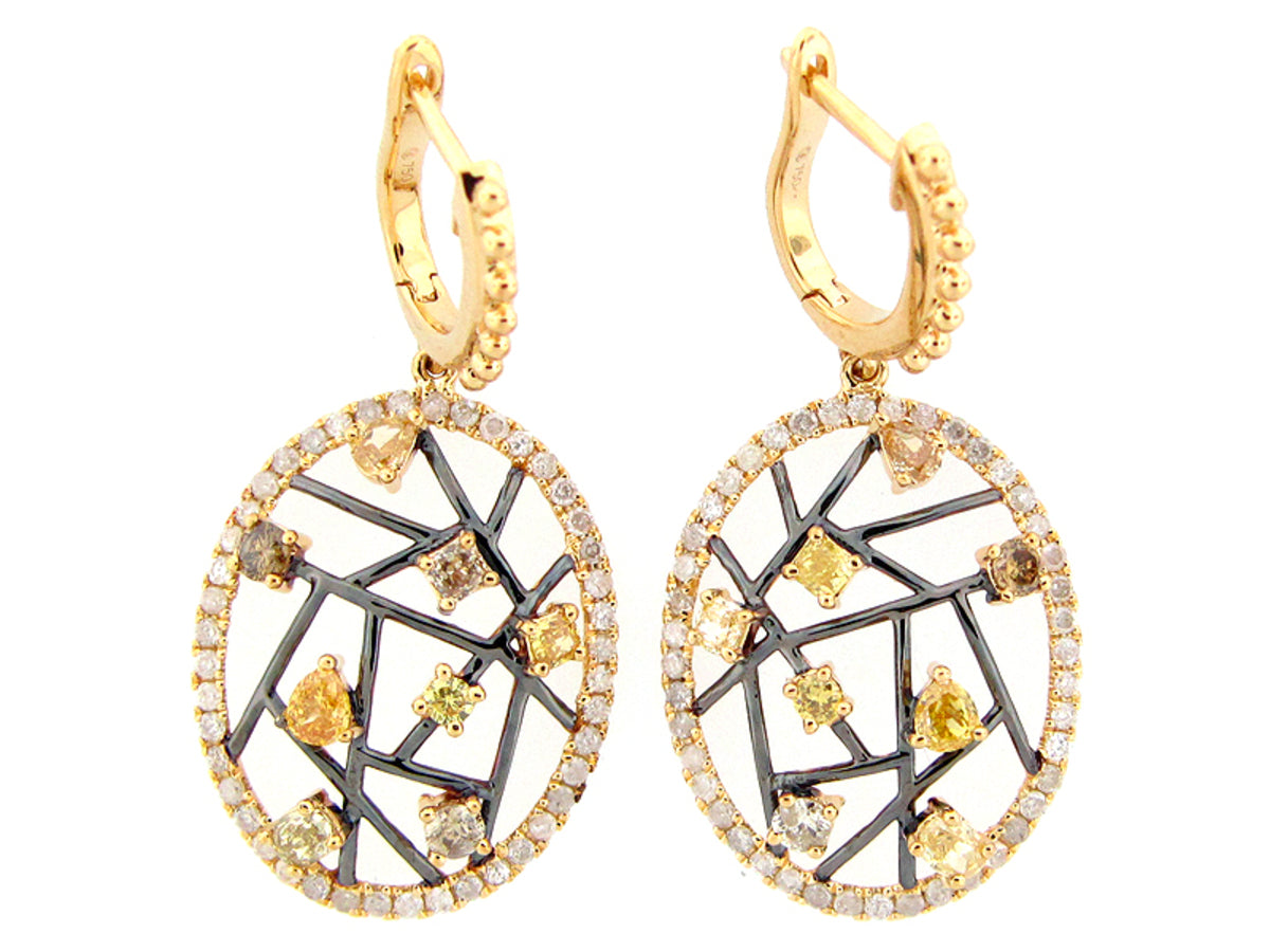 FANCY COLOR DIAMOND EARRING, 18KY (N)