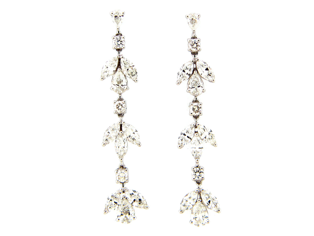 DIAMOND DANGLE EARRING, 18KW (N)