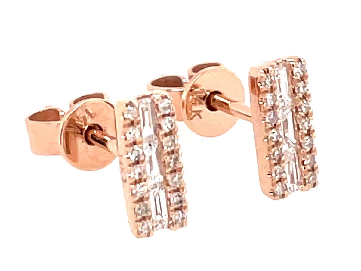 DIAMOND BAR STUD EARRING