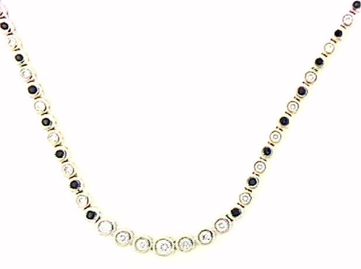 SAPPHIRE & DIAMOND NECKLACE