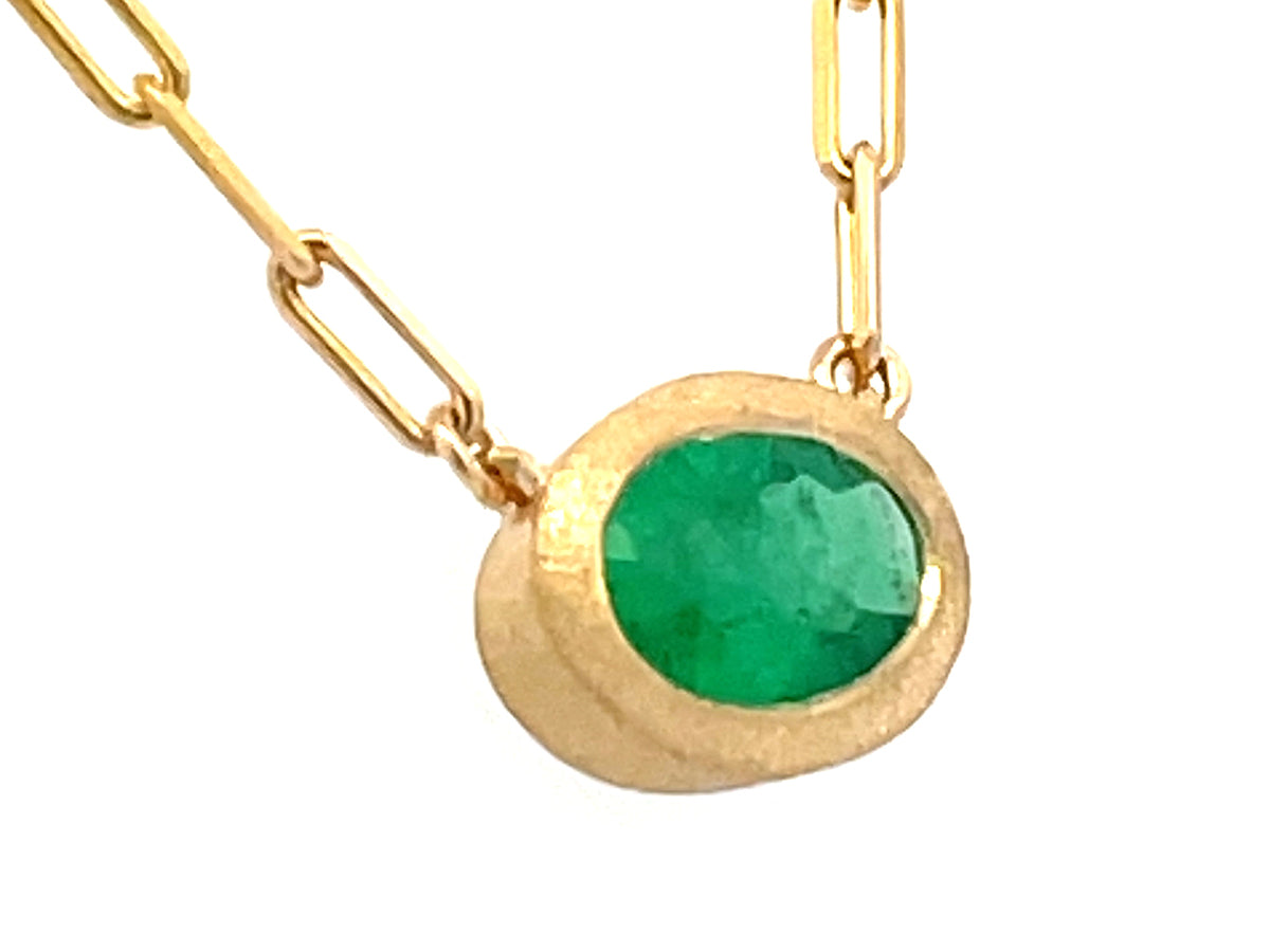 OVAL EMERALD BEZEL NECKLACE,18" PAPERCLIP CHAIN, 18KY (O)