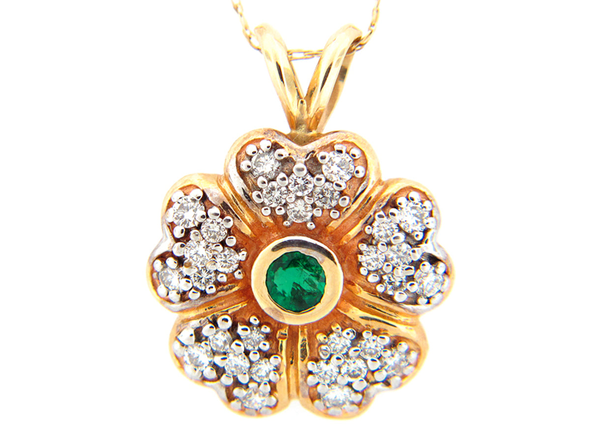 EMERALD & DIAMOND PENDANT