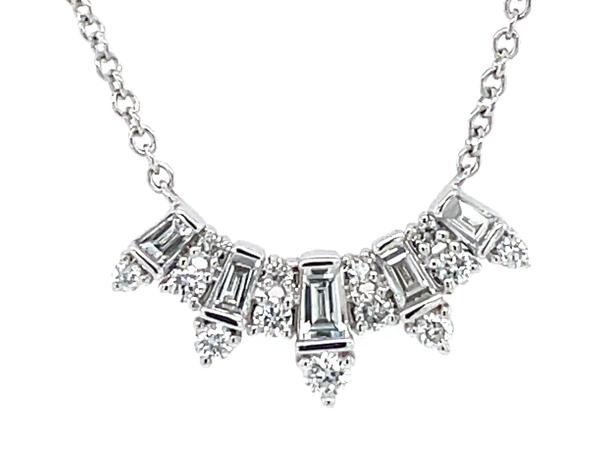 DIAMOND BAGUETTE & ROUND CURVED BAR NECKLACE