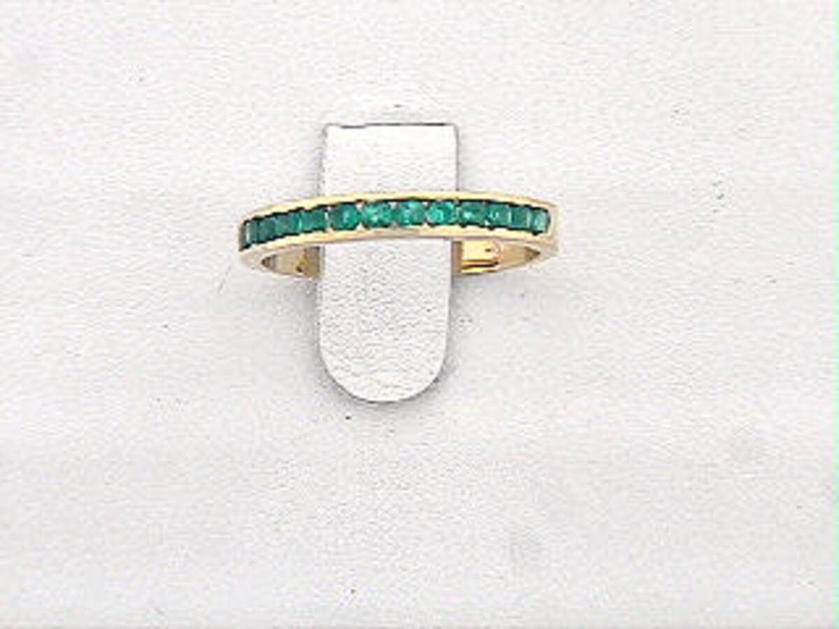 EM RING