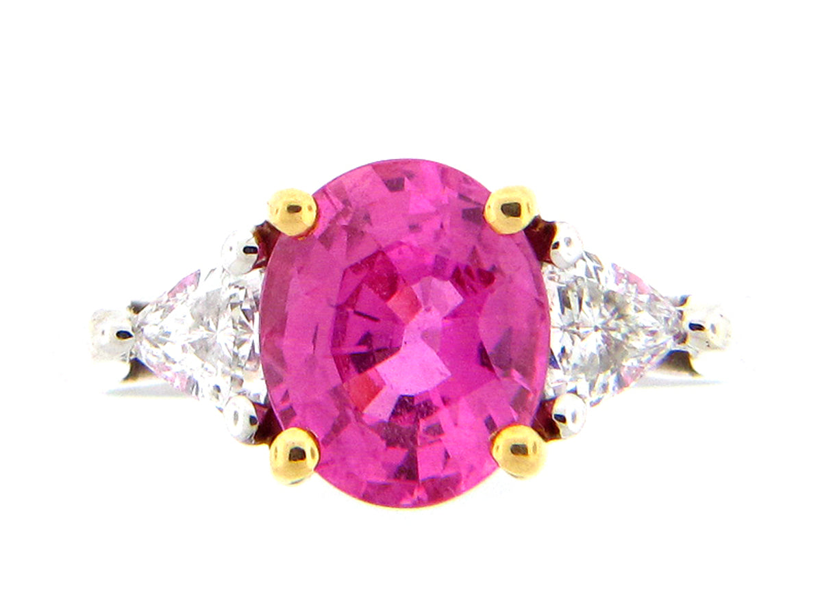 PINK SAPPHIRE & DIAMOND RING, C=2.56CTS D=0.50CTS