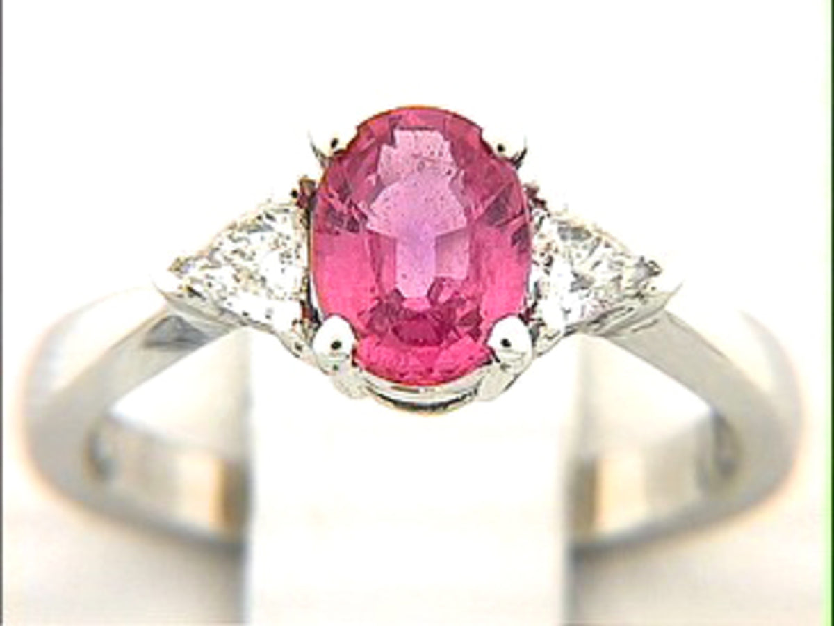 PINK SAPPHIRE & DIAMOND RING