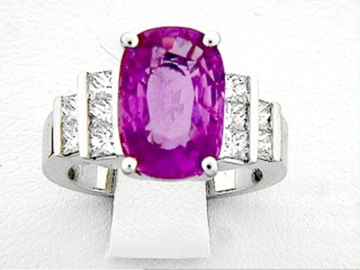PINK SAPPHIRE & DIAMOND RING