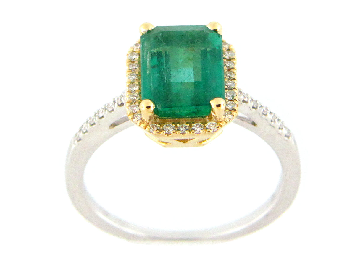EMERALD CUT EMERALD & DIAMOND HALO RING, 18KWY (O)
