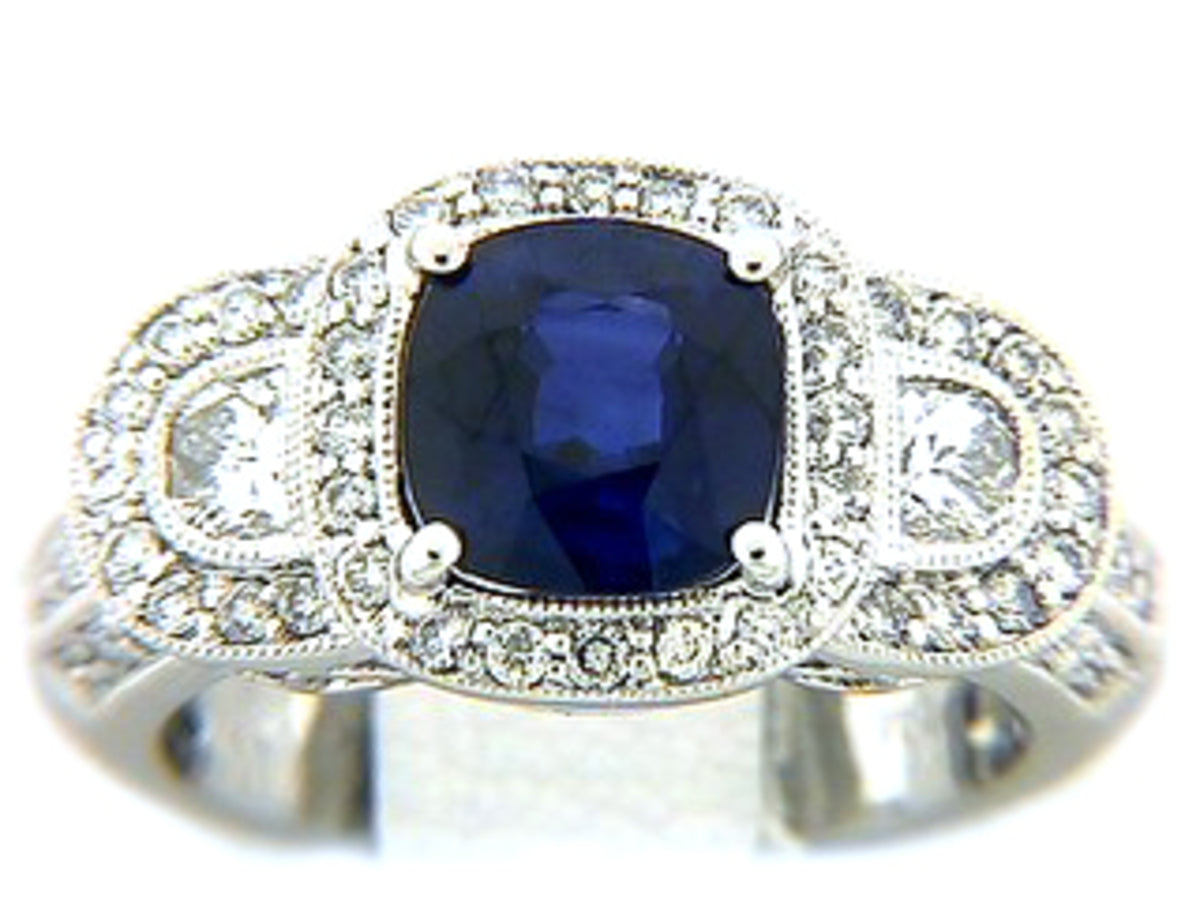 SAPPHIRE & DIAMOND RING, 18KW (E), C=3.14