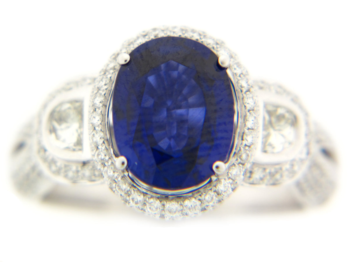 SAPPHIRE & DIAMOND RING, 18KW (H), C=3.26